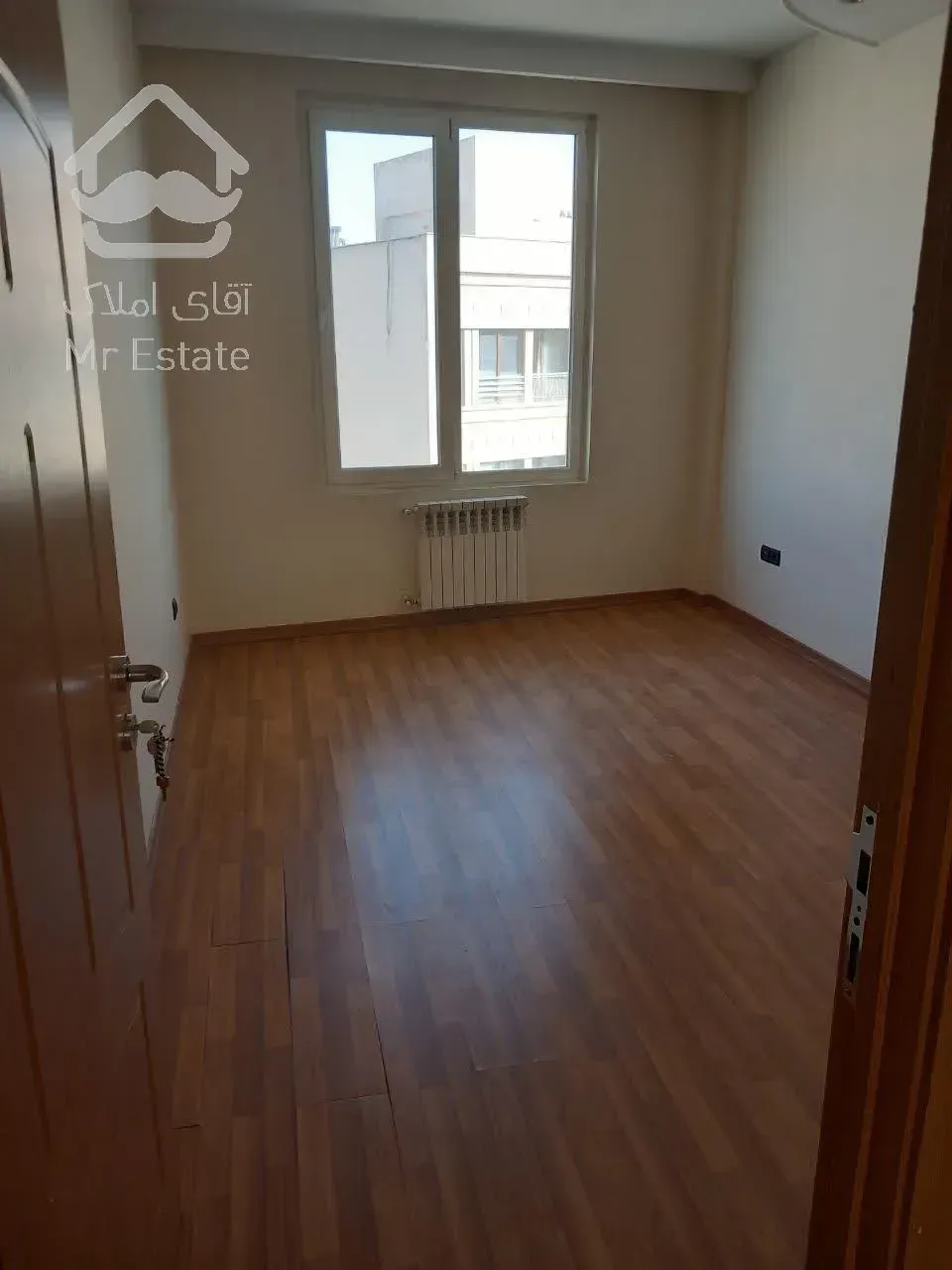 واحد 130 متری/لوکیشن عالی