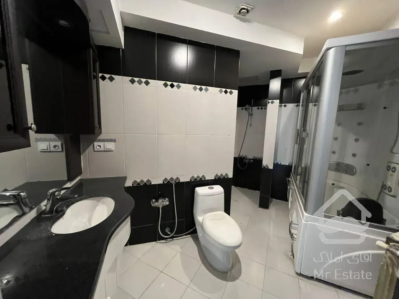 ۲۲۰ متر تهران الهیه