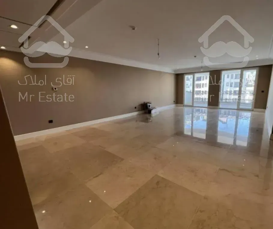 فروش پنت هاوس ۲۲۶متری در فرمانیه