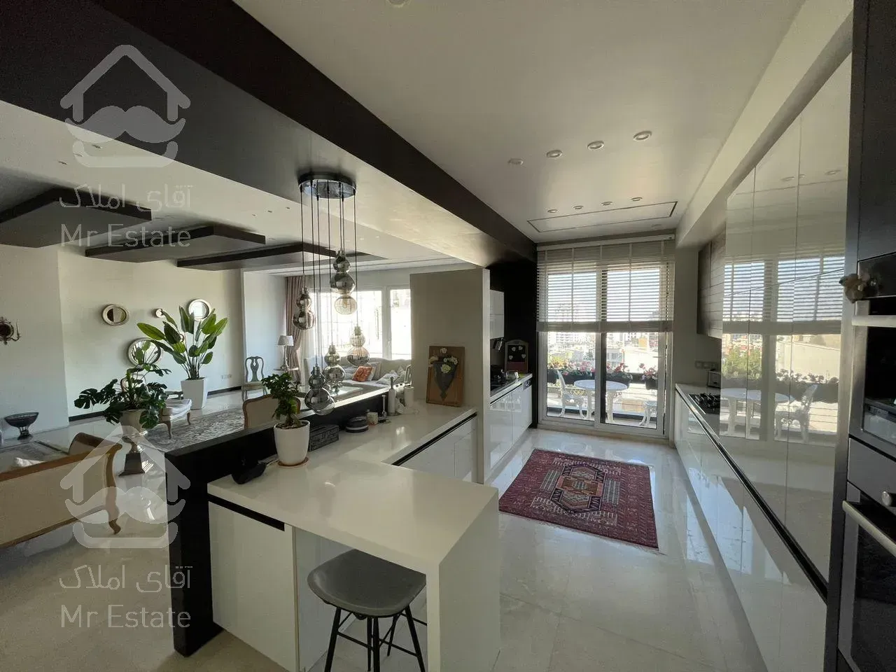 اقساطی صاحب خونه شو/برجی هوشمند/۱۰۰متر/لوکیشن عالی/سند تکبرگ