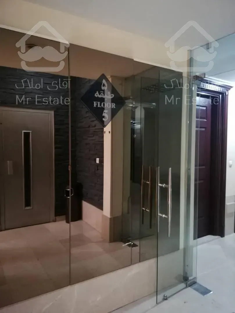 اجاره موقعیت اداری ۵۵متر ۱اتاق کریمخان ویلا