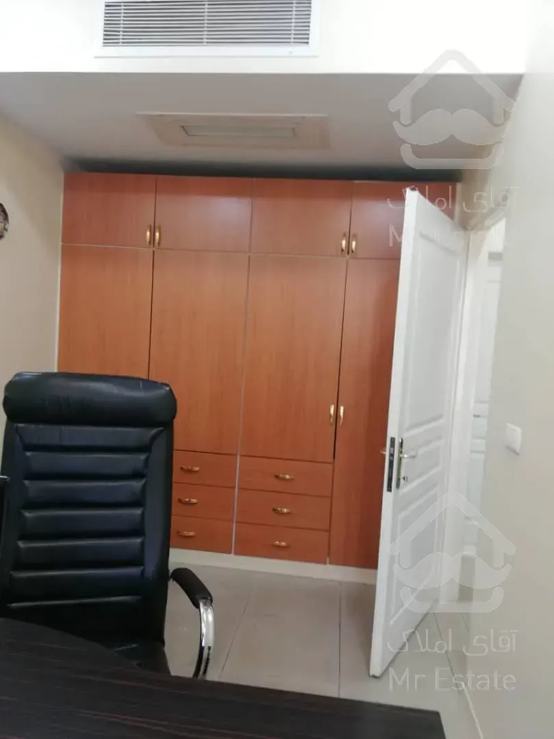 اجاره موقعیت اداری ۵۵متر ۱اتاق کریمخان ویلا