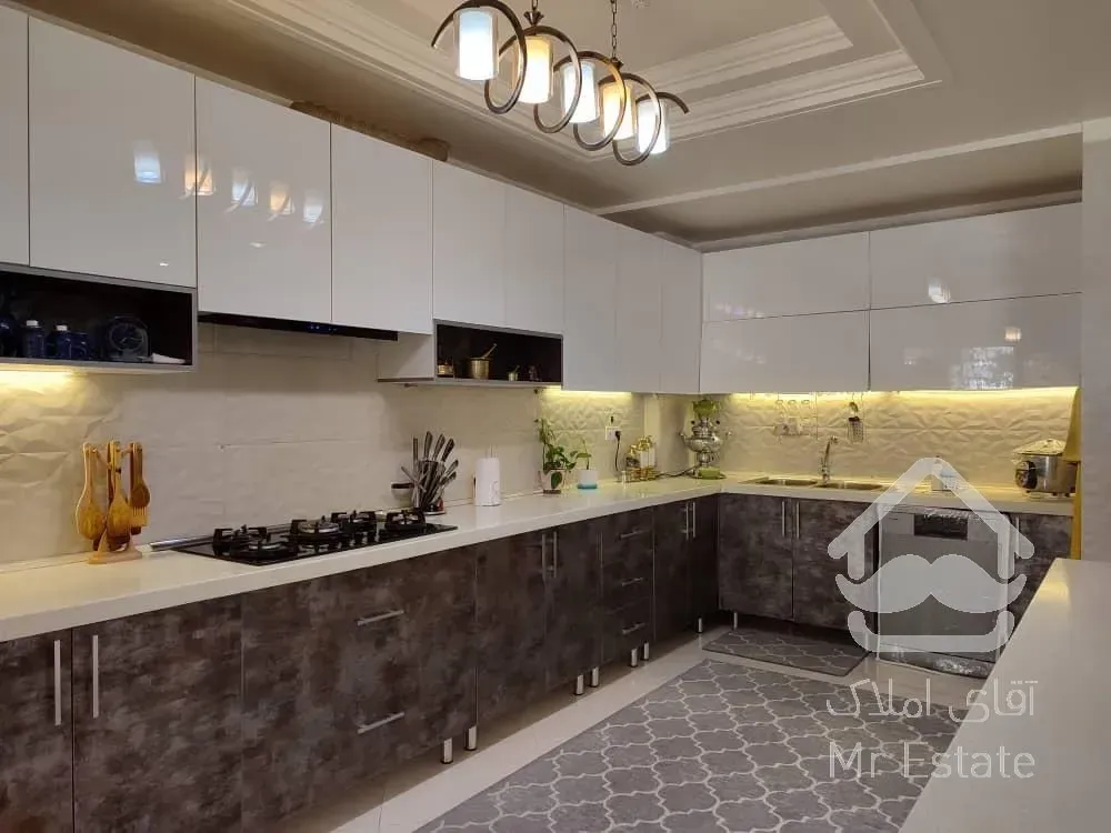 فروش آپارتمان ۱۶۵ متری در شهرک محلاتی