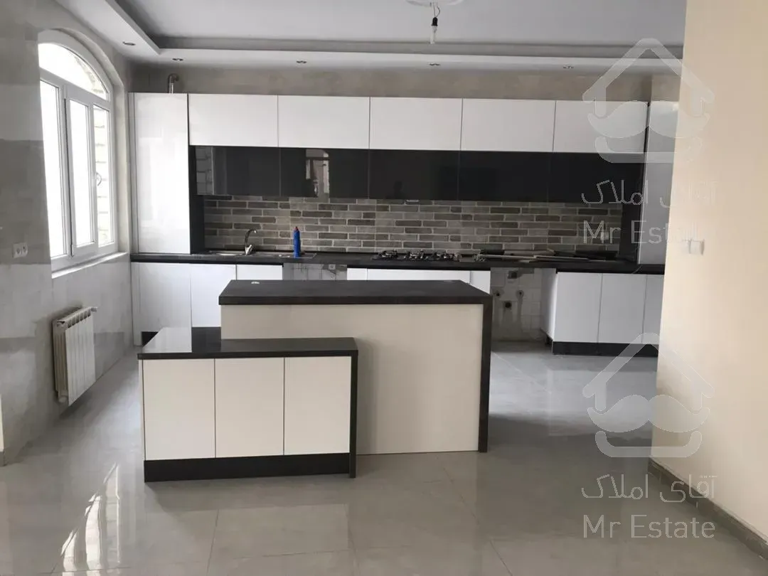 فروش آپارتمان ۱۲۵ متری در اندرزگو حکمت