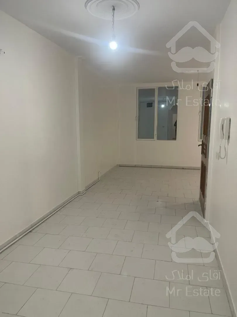 50متری/1خوابه/پارکینگ سندی غیرمزاحم