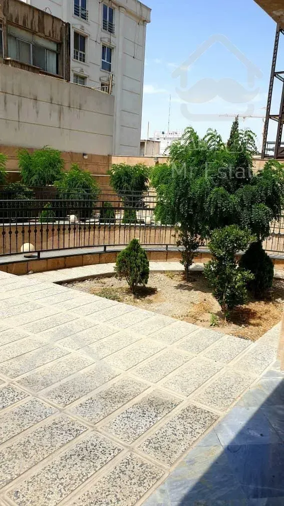 فروش ۱۳۰متر آپارتمان سه خوابه نوساز خیابان مطهری