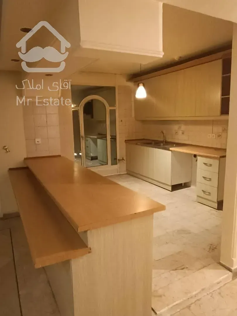 آپارتمان ۱۰۵ متر ۲ خواب (نبش نامداریکم)