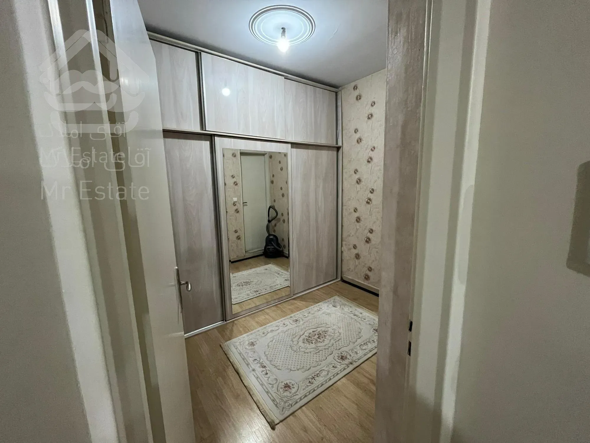 فروش آپارتمان دوخوابه در هفت چنار