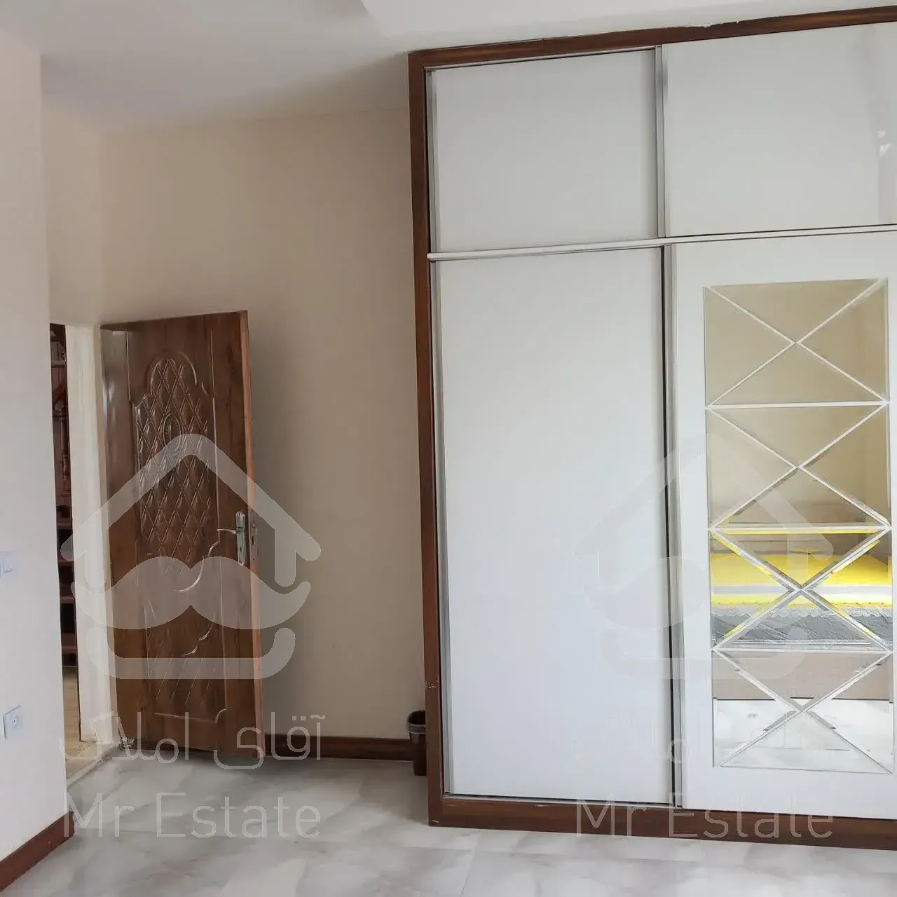 دوبلکس نما مدرن ۴۰۰متری حومه چمستان