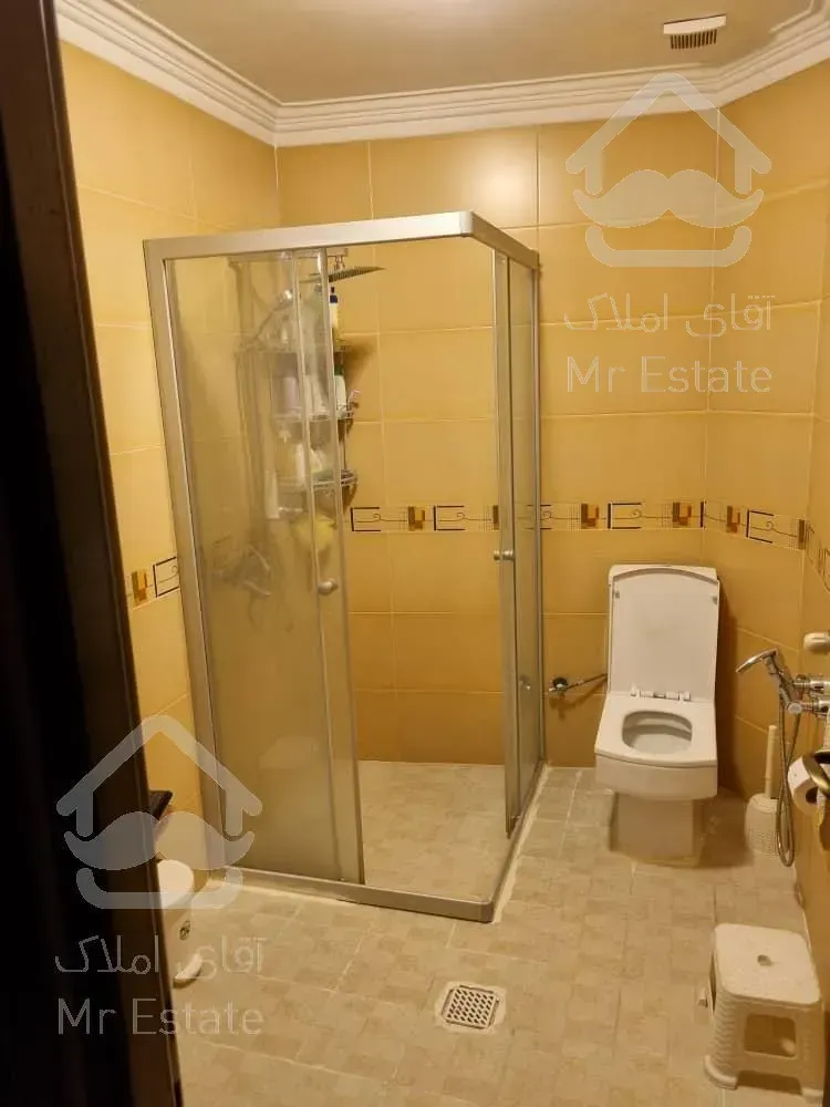 فروش آپارتمان ۱۳۱ متری در اندرزگو