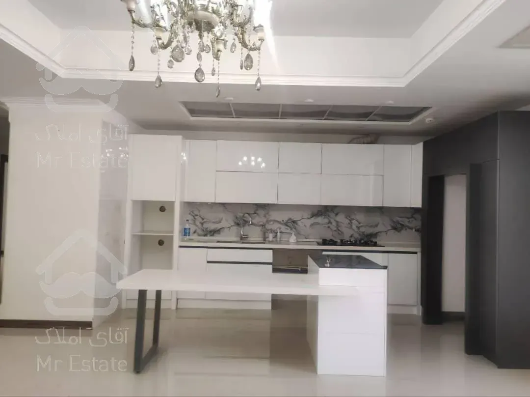 اجاره آپارتمان ۲ خواب خوش نقشه دیزاین شده غرق نور دارای چشم انداز ابدی برجهای ارکیده دریاچه چیتگر