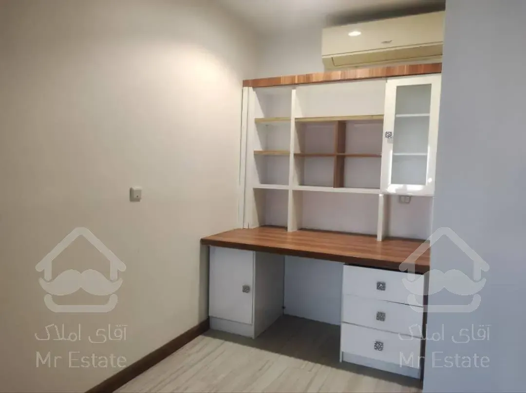 اجاره آپارتمان ۲ خواب خوش نقشه دیزاین شده غرق نور دارای چشم انداز ابدی برجهای ارکیده دریاچه چیتگر