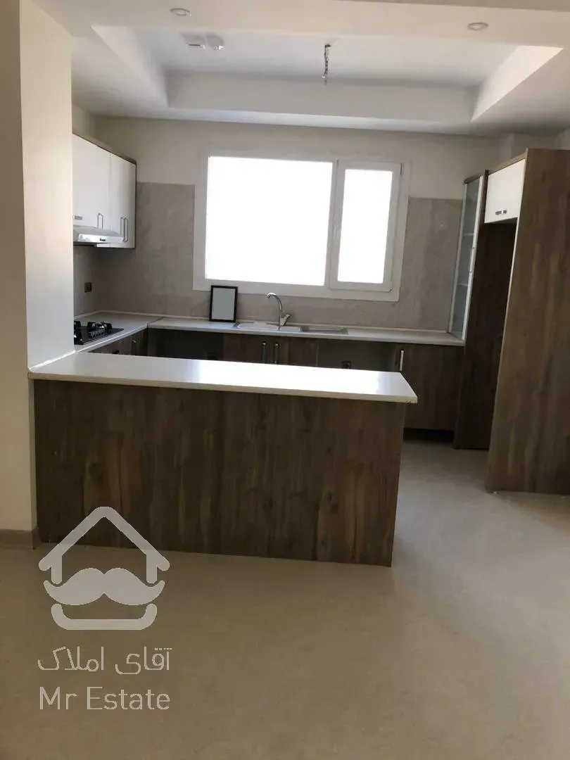 مفتح جنوبی ۹۵ متر دو خواب رهن واجاره