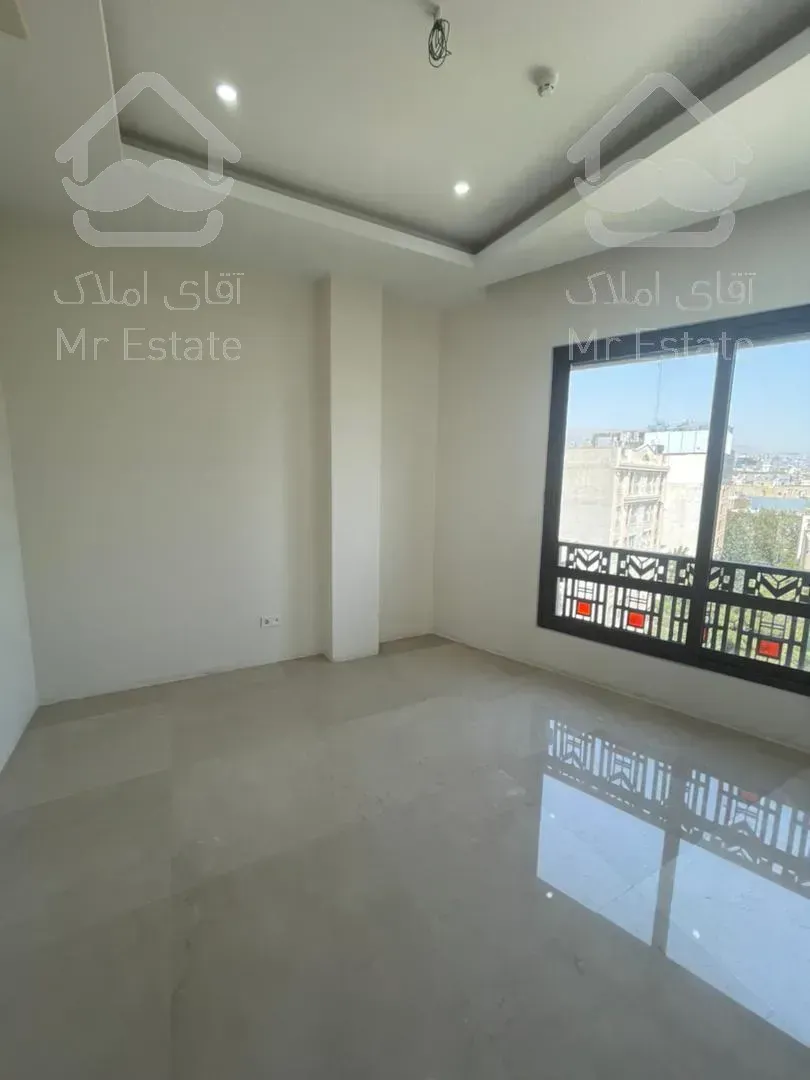 فروش آپارتمان اداری۱۷۰متر نیاوران/۱۶متر تابلوخور