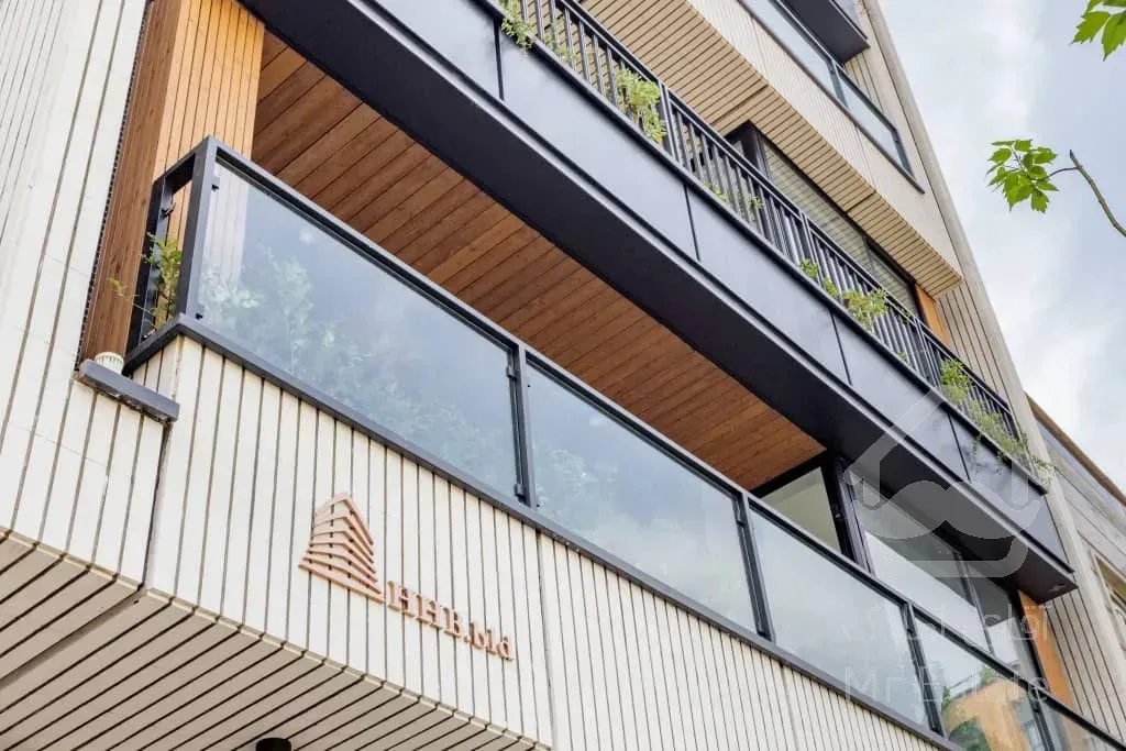 163 متر اختیاریه