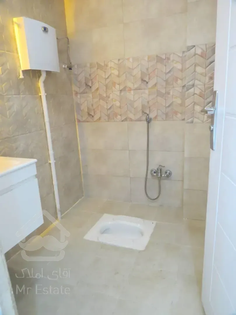 فروش 83 متری ازگل