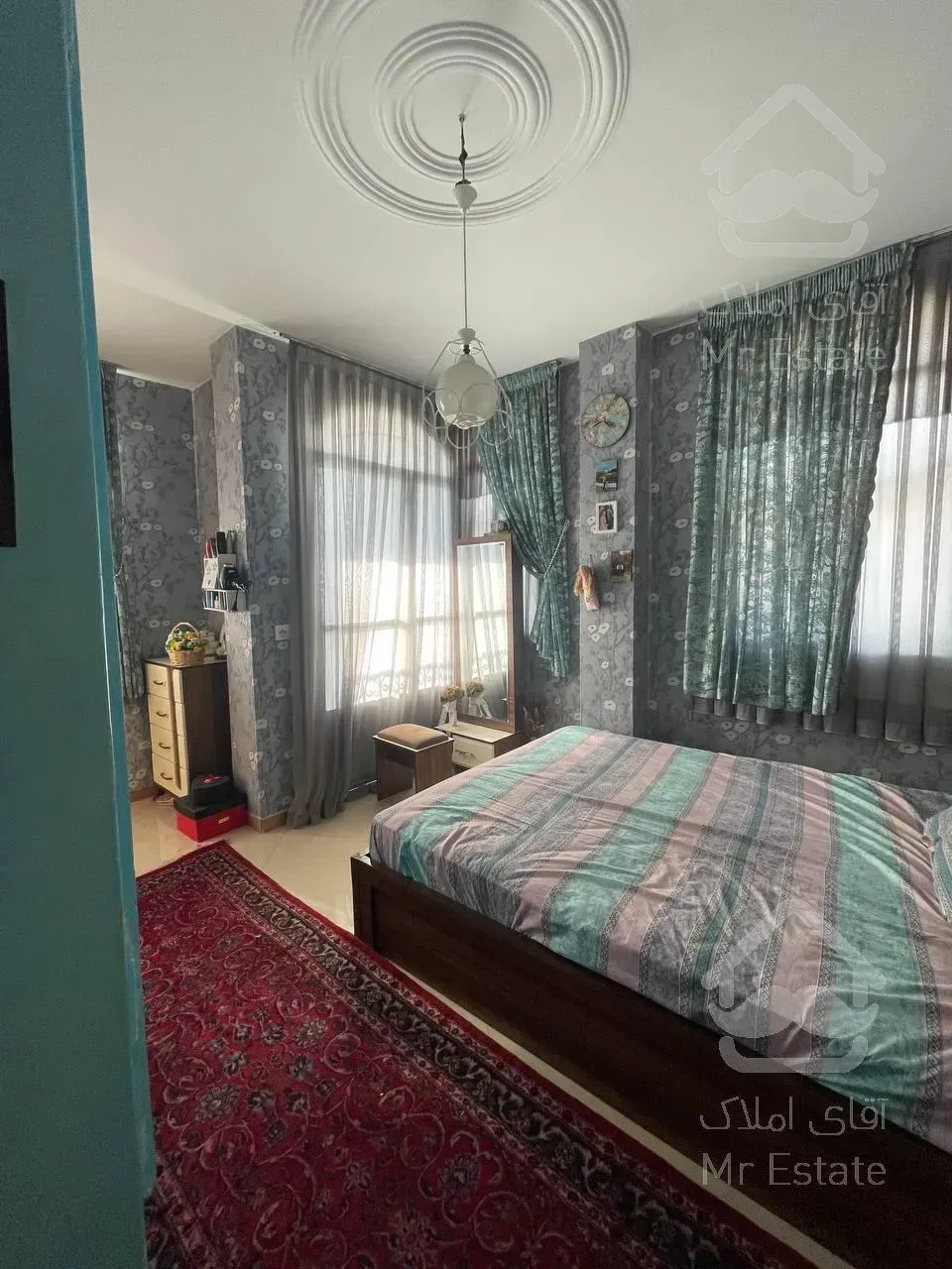 ۴۳مترانقلاب