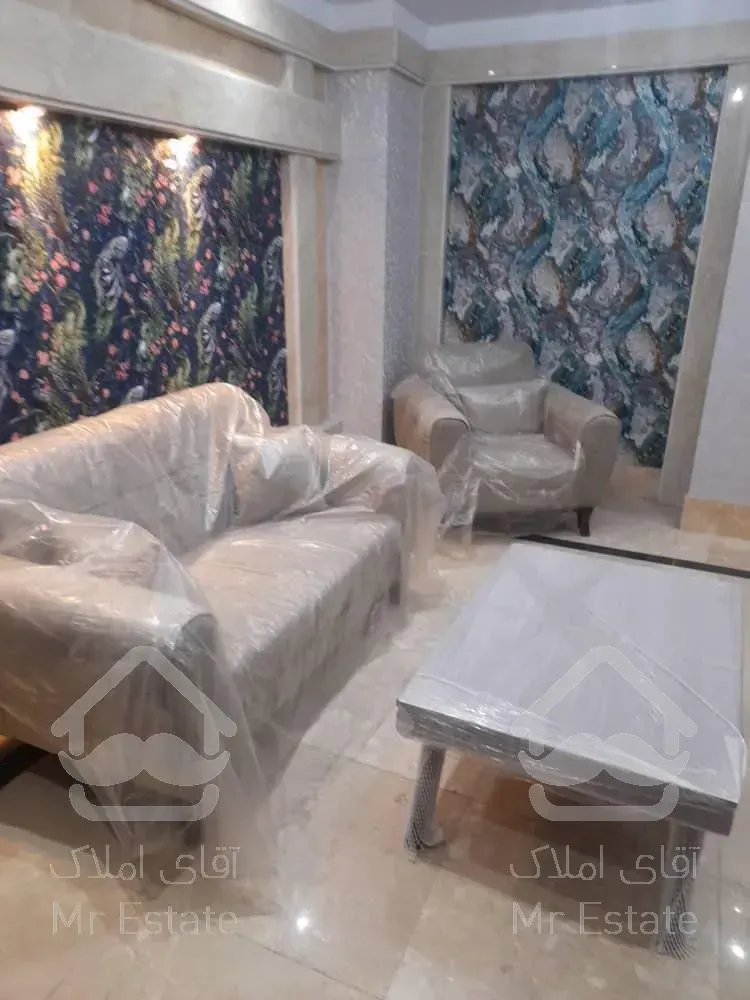 اپارتمان 200 متر نوساز / 2 پارکینگ سندی / تک واحدی / فرساد شرقی