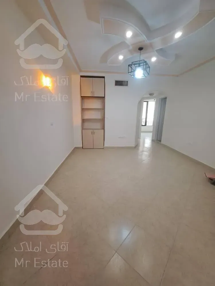 ۶۲متر آسانسوردار خیابان مخصوص