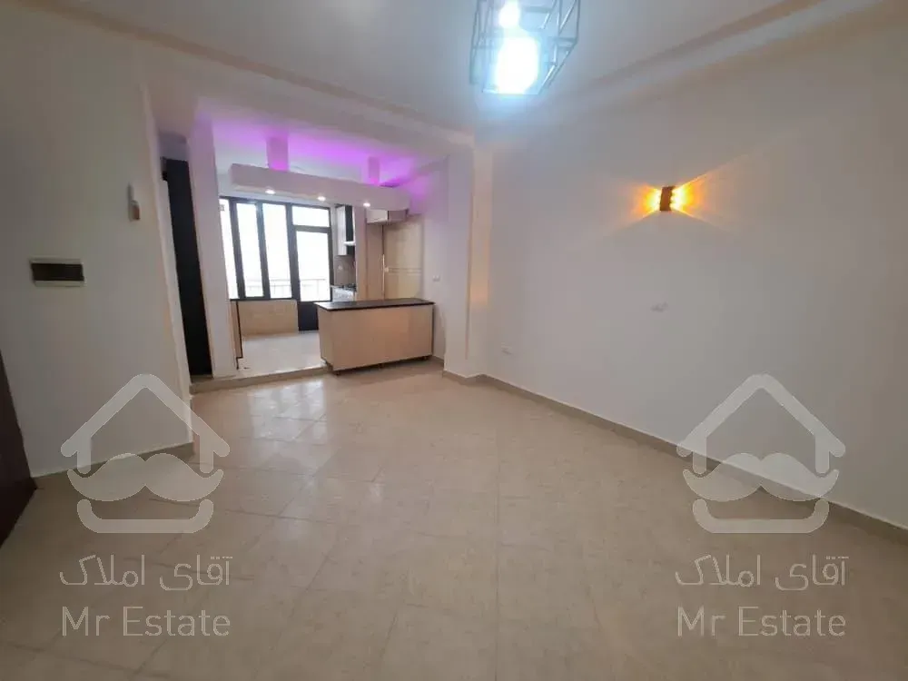 ۶۲متر آسانسوردار خیابان مخصوص