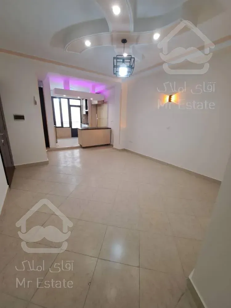 ۶۲متر آسانسوردار خیابان مخصوص