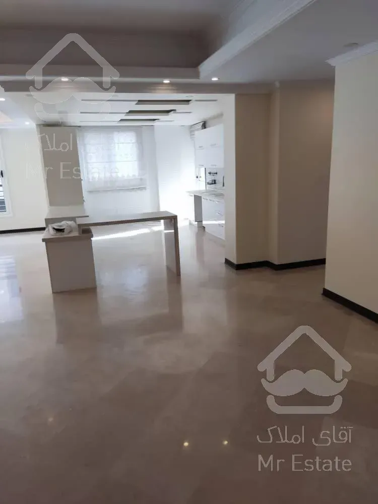 ۲۲۰ متری دو پارکینگ در میرداماد