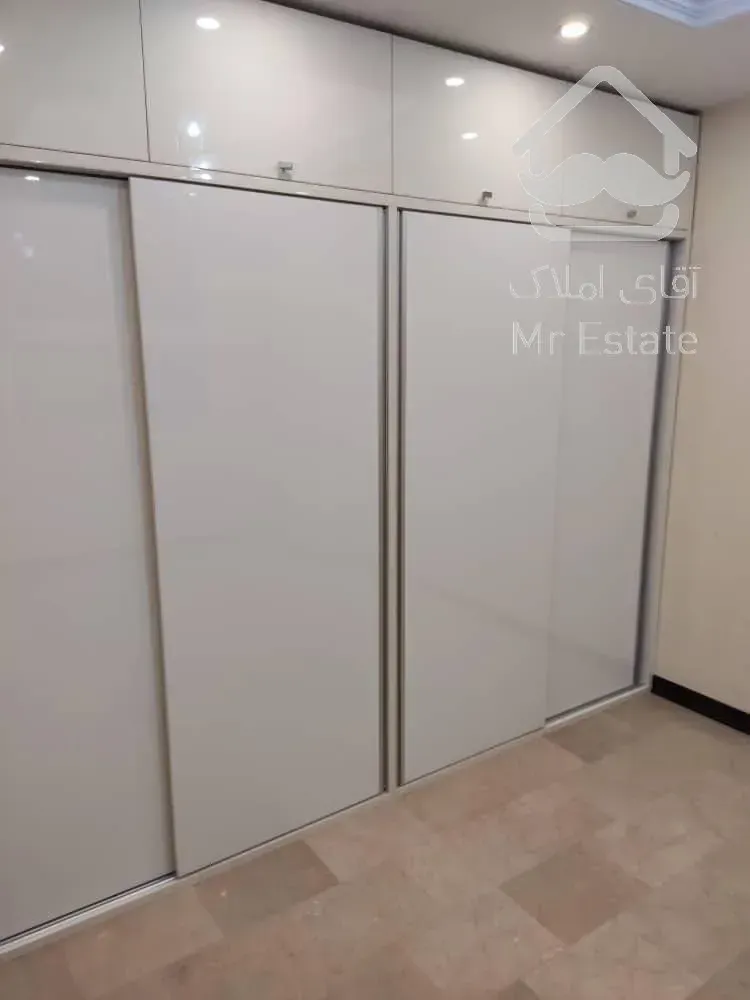 ۱۷۰متر/۳خ/۱۰ساله/۲پارکینگ/نفت