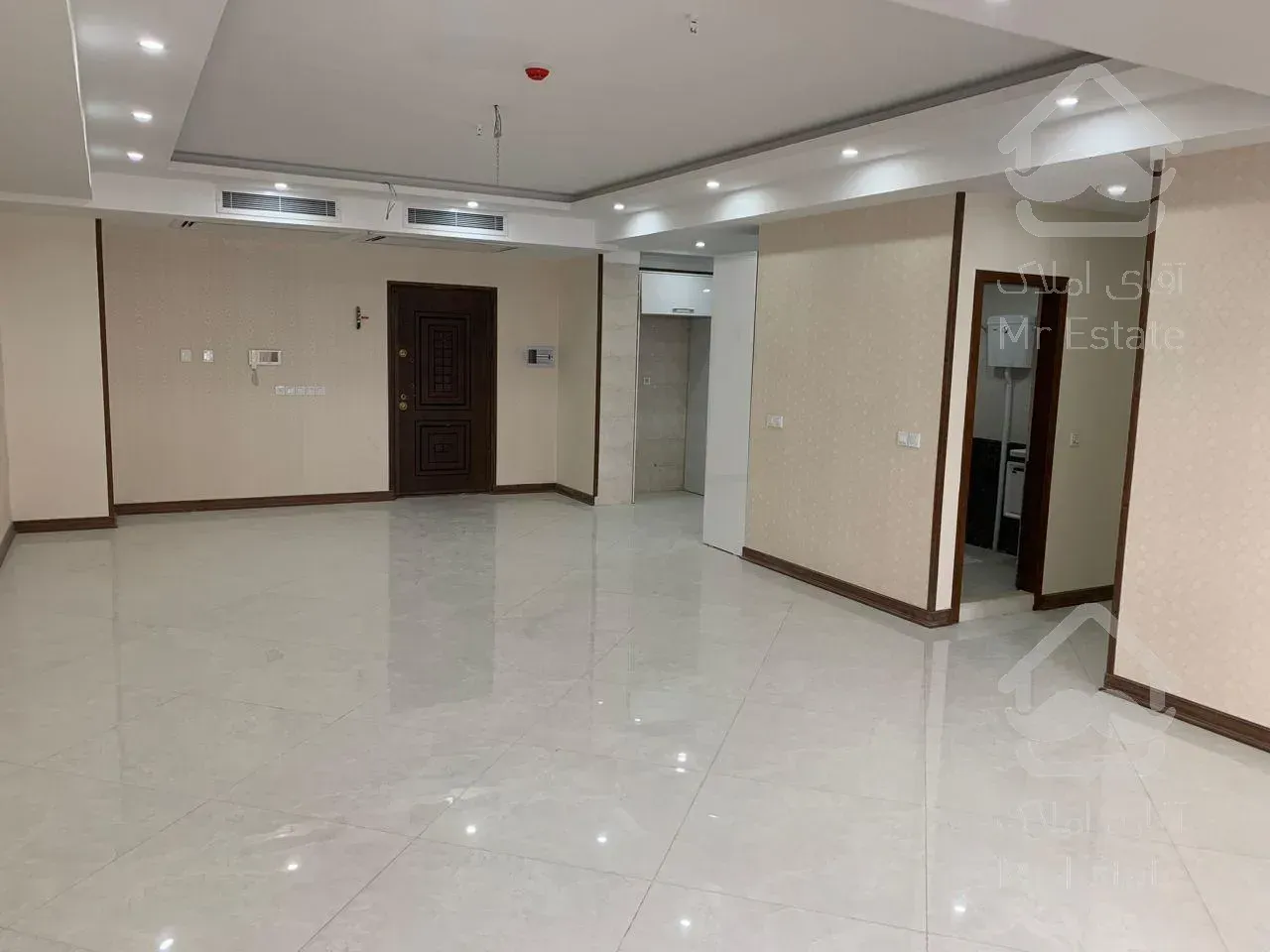 ۱۴۰ متر ۳خواب / کلید نخورده/لوکس