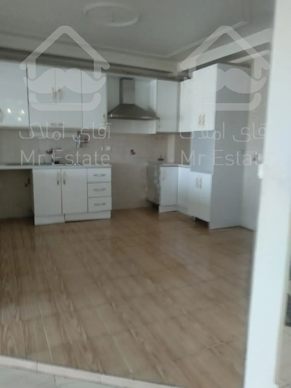 فروش آپارتمان ۱۶۰ متر / فول امکانات/ مهر شهر کرج