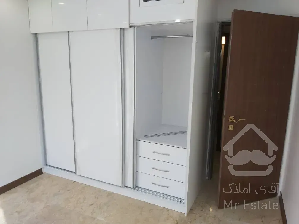 فروش 100 متری پاسداران