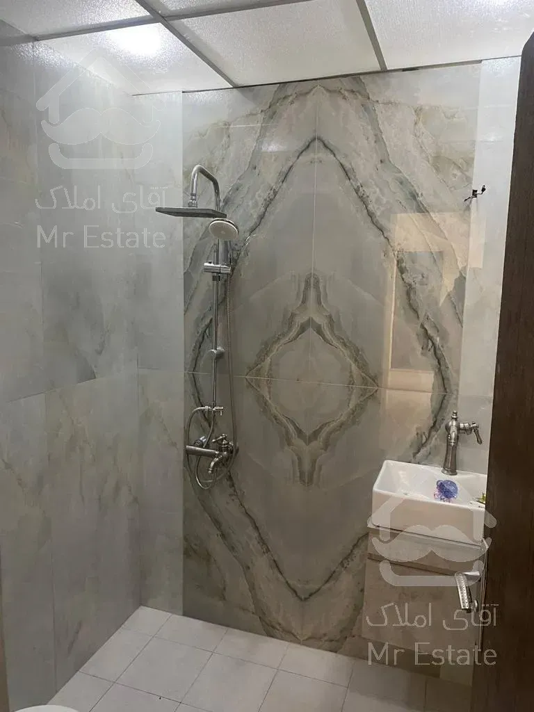 140متر . کلیدنخورده . برفراز آسمان