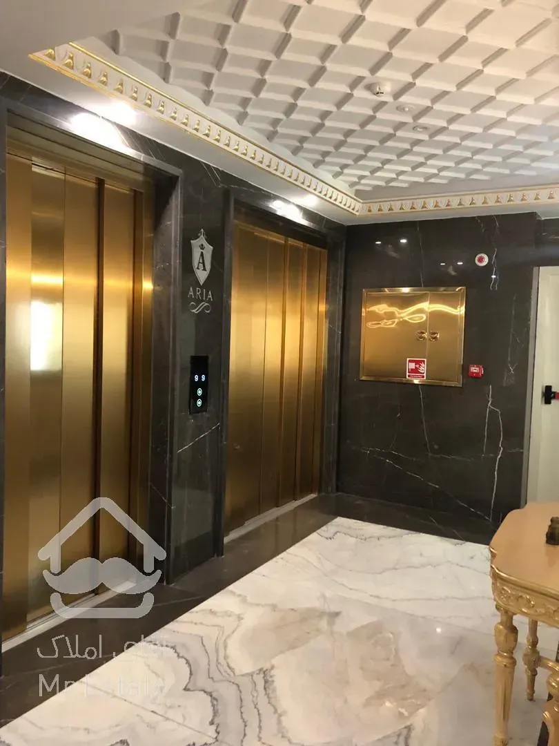 ۲۰۰ متر/برج برند/مشاعات هتلینگ/فرمانیه شرقی لاکچری دیباجی شمالی