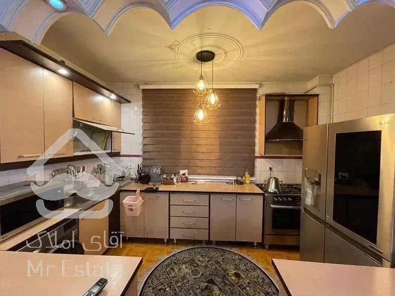 ۶۰ متر / زیر قیمت / باغ فیض