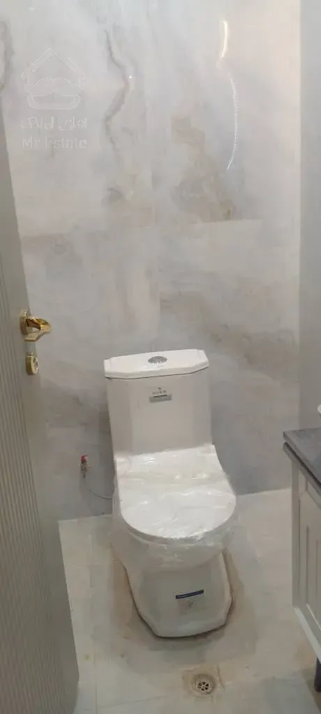 180 متر پاسداران