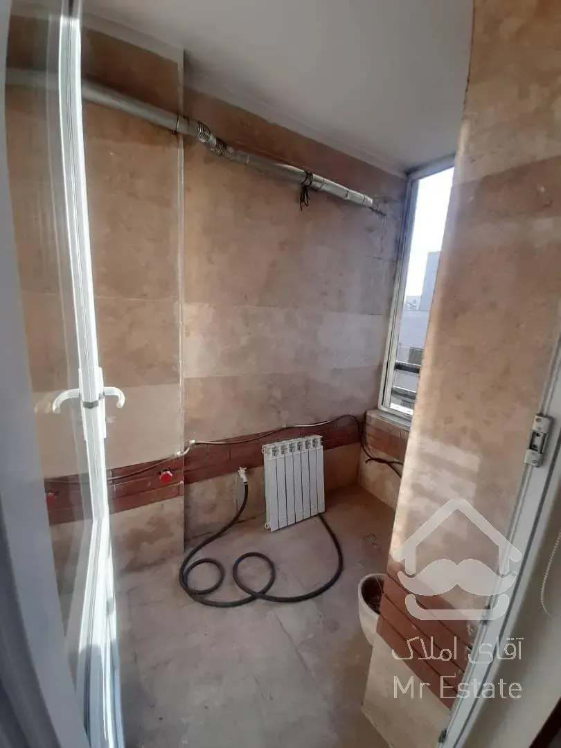 ۸۵متر/۲خواب/غرق در نور/تاپ لوکیشن