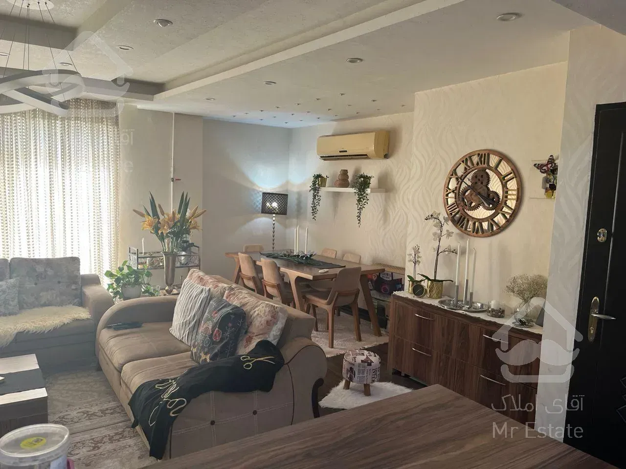 ۷۰ متر/ واحد جلو/ خوش نقشه/ کاسبی/ با ۵۳۰ت خرید کن