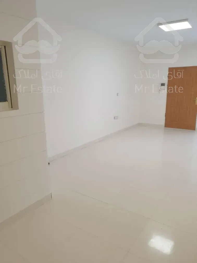 ۱۷۰ متر ( موقعیت اداری ) میدان ونک