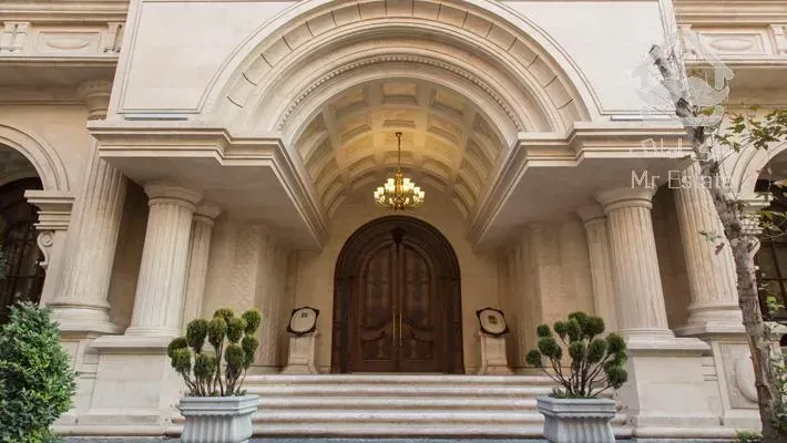 فروش آپارتمان ۱۴۰ متری در نگین فرمانیه