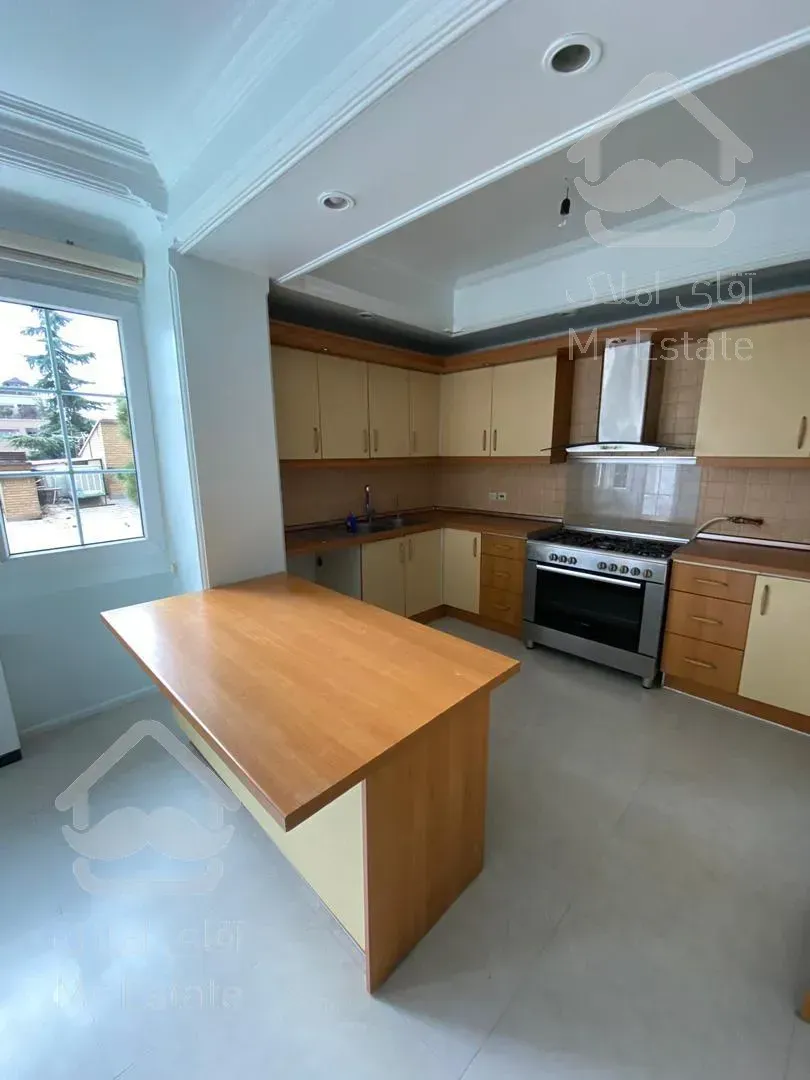 پنت قوی/ تاپ لوکیشن