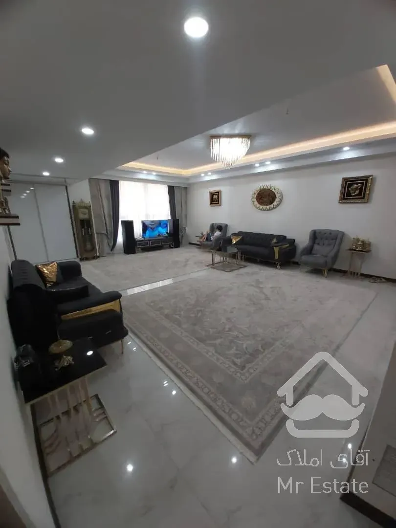 سه خوابه /فول امکانات /نوساز /سازه ای مطرح