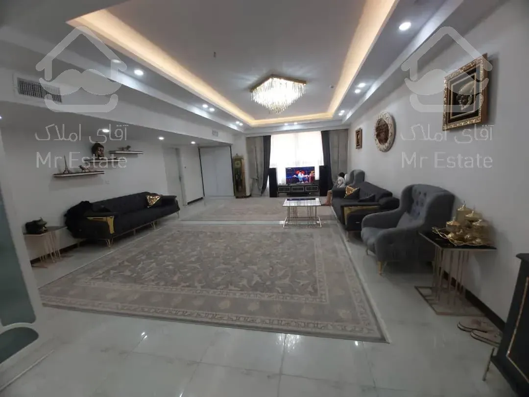 سه خوابه /فول امکانات /نوساز /سازه ای مطرح