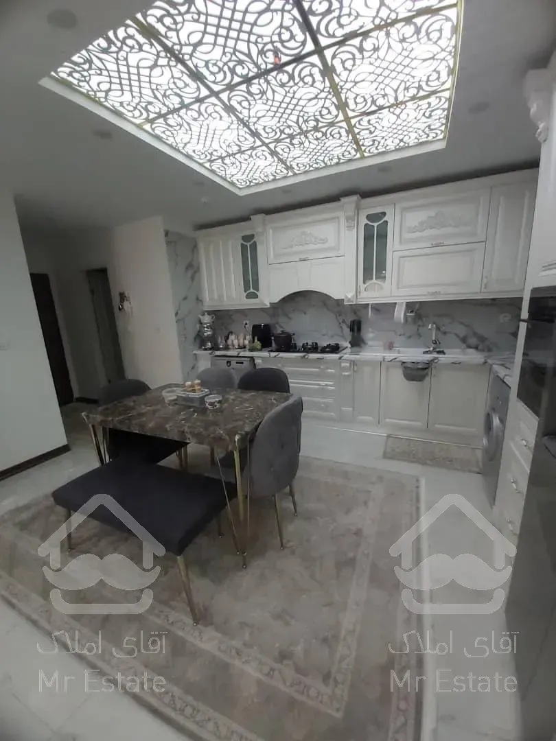 سه خوابه /فول امکانات /نوساز /سازه ای مطرح