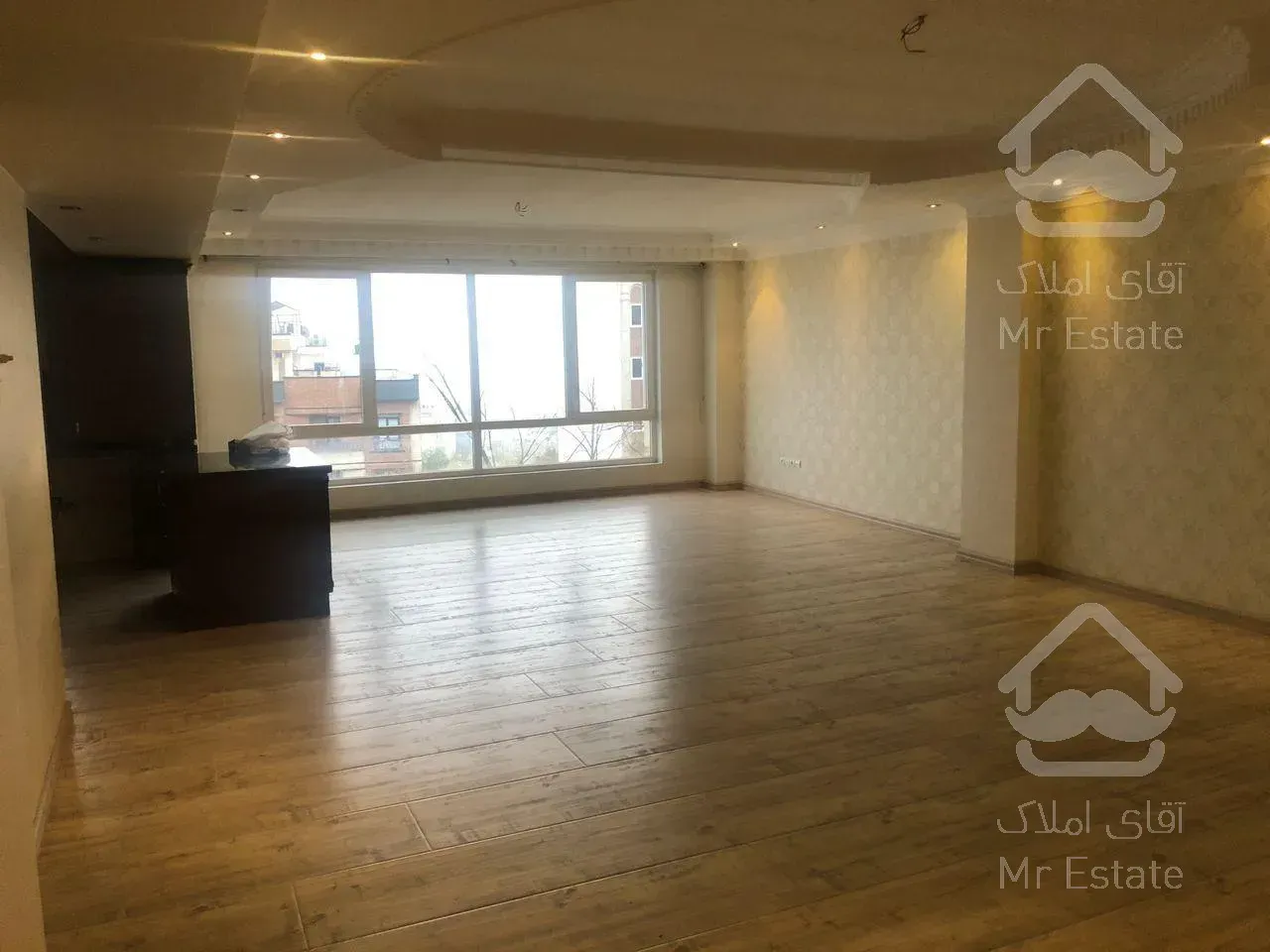 فرمانیه فروش آپارتمان ۱۳۰ متر اکازیون