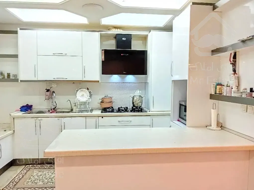 ۱۵۰متر ۳خواب فول طبقه اول با پاسیو