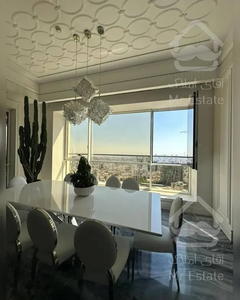 پنت هاوس ۲۴۰ متر ۵ خواب مستر رینگ اول دریاچه ویو بینظیر