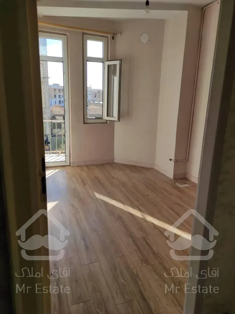 ۸۳متر/روبه آفتاب اردلان ها