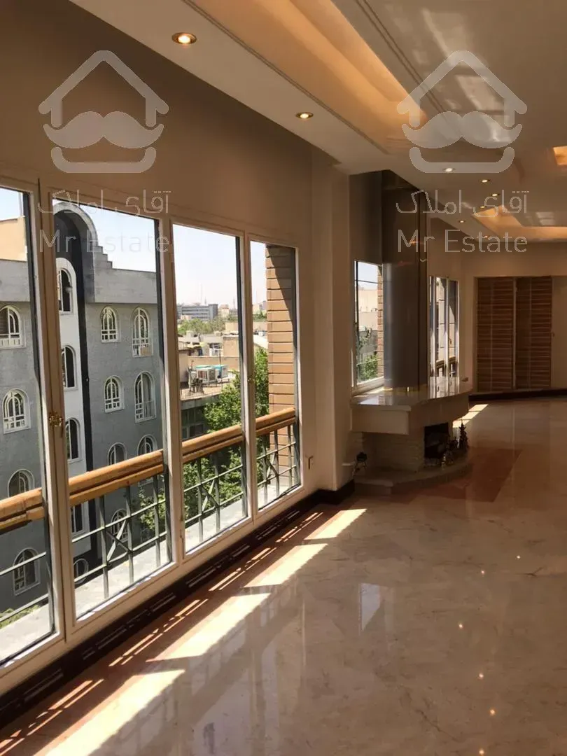 آپارتمان مسکونی ۲۲۰متر ۳خواب فول امکانات