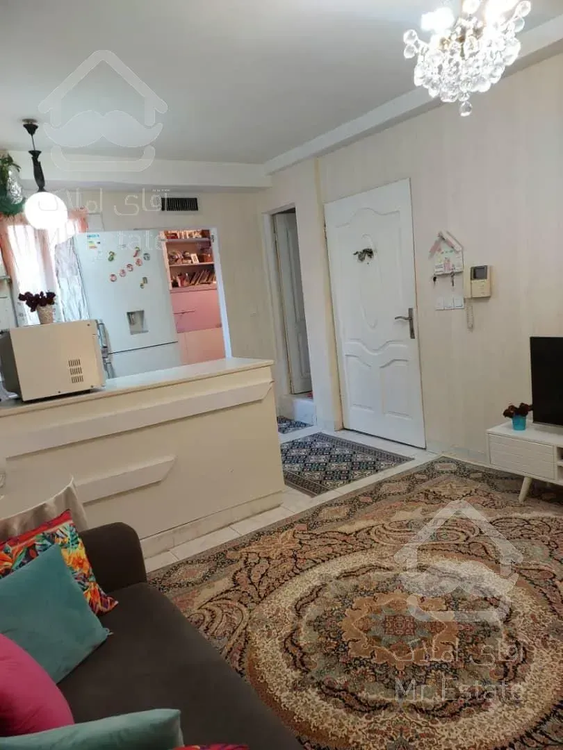 تک واحدی همکف ۳۰ متر حیاط خلوت