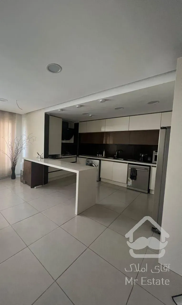 اپارتمان تاچارا135متر کلید نخورده