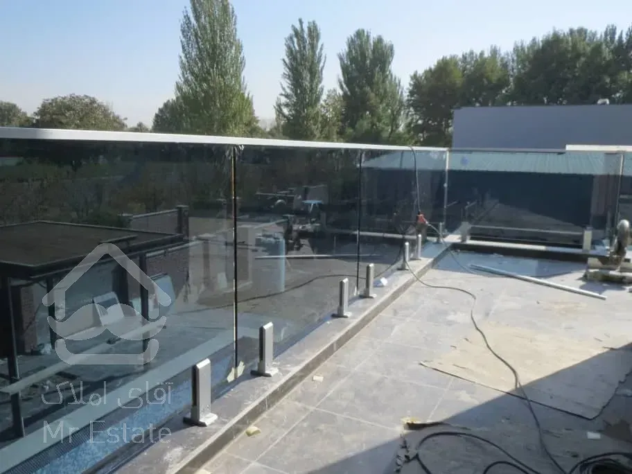 نصب انواع نرده و درب و کابین دوش